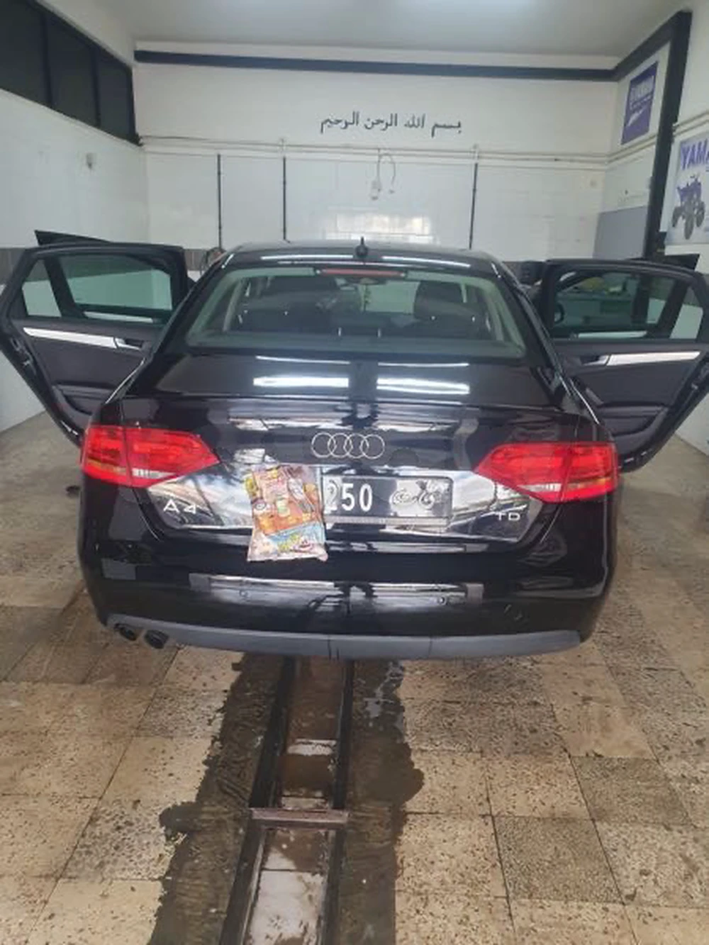 Carte voiture Audi A4