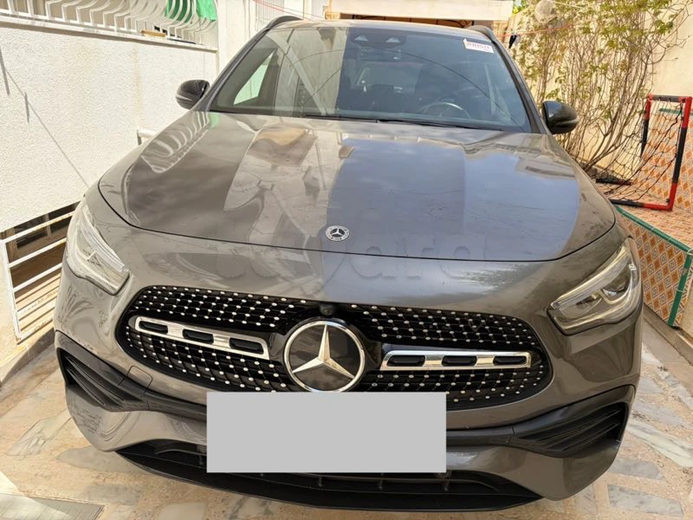 Carte voiture Mercedes-Benz Classe GLA