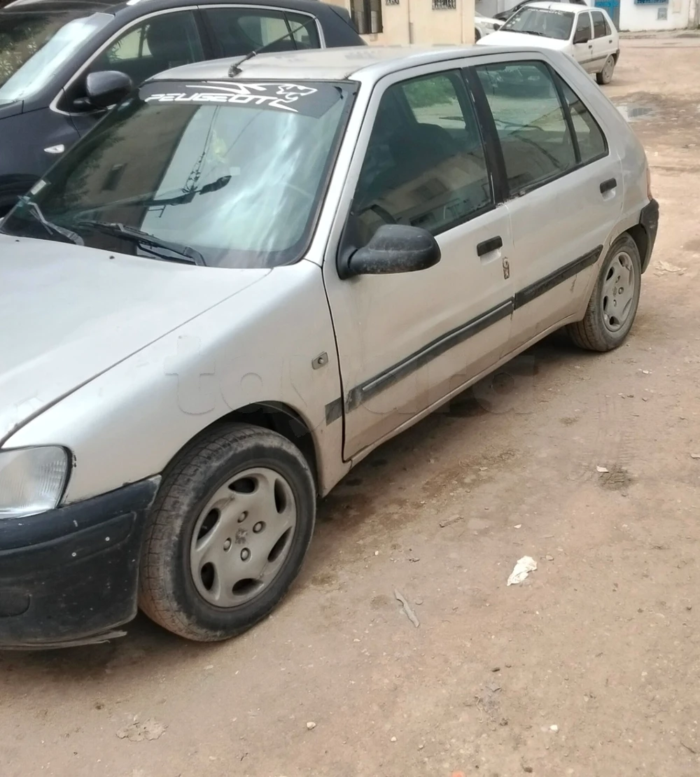 Peugeot 106