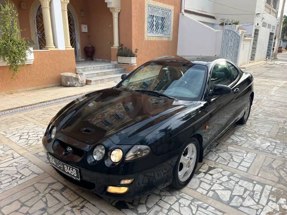 Hyundai Coupe