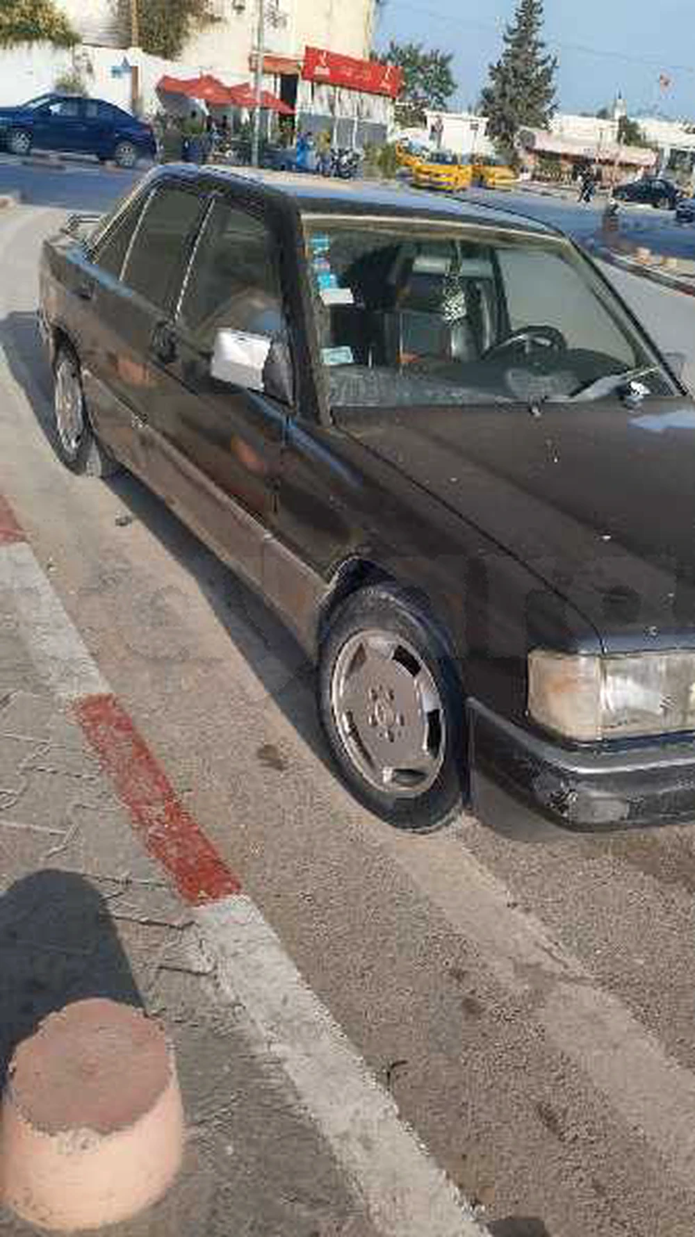 Mercedes-Benz 190