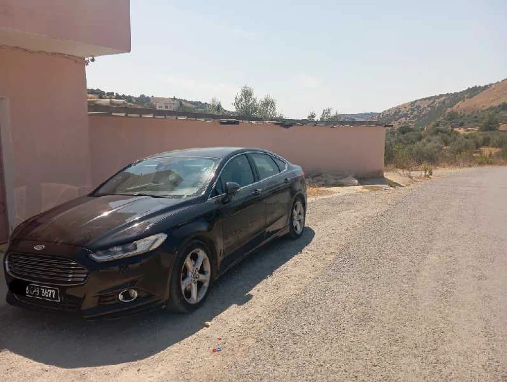 Carte voiture Ford Fusion