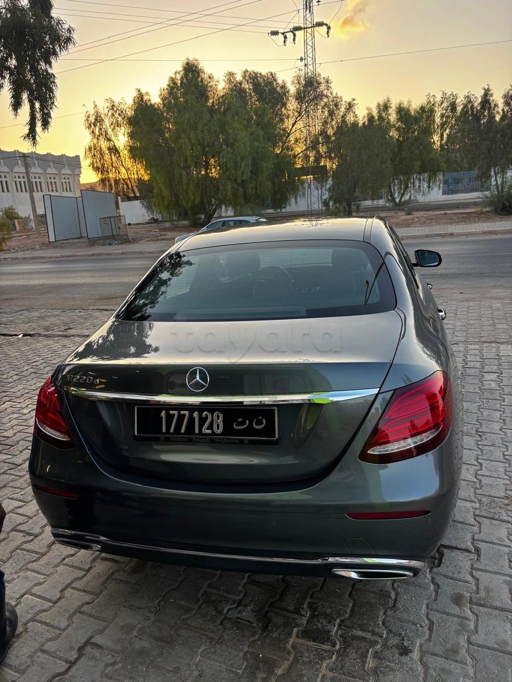 Carte voiture Mercedes-Benz Classe E