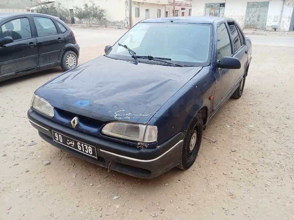 Renault 19