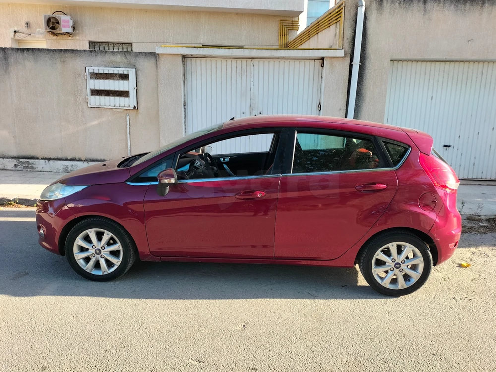 Carte voiture Ford Fiesta