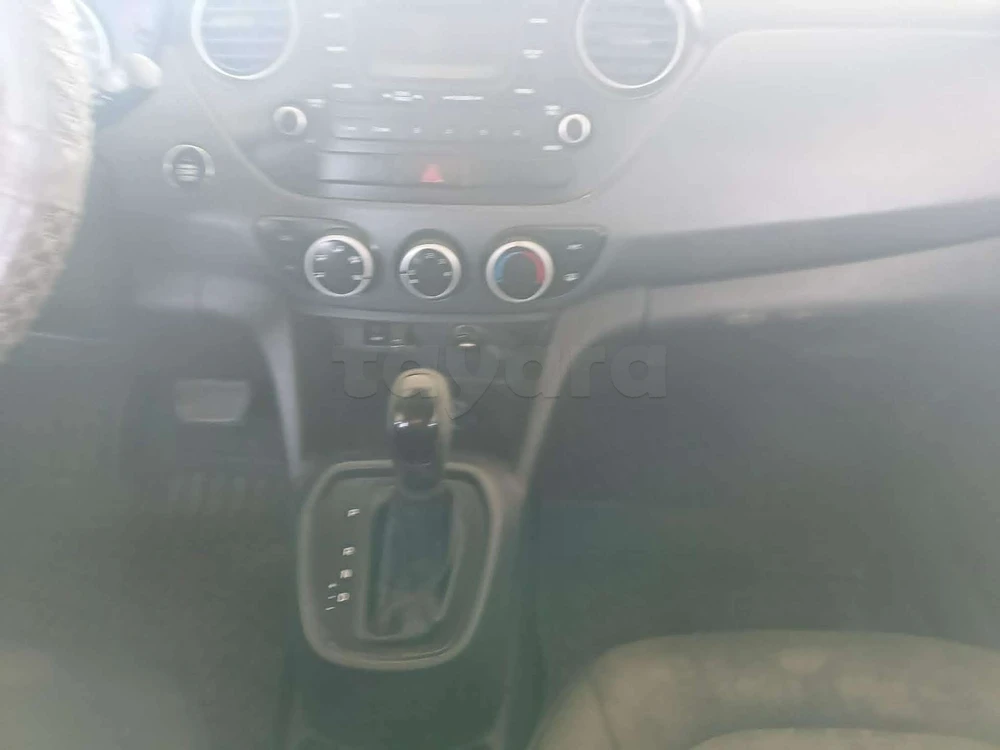 Carte voiture Hyundai i10