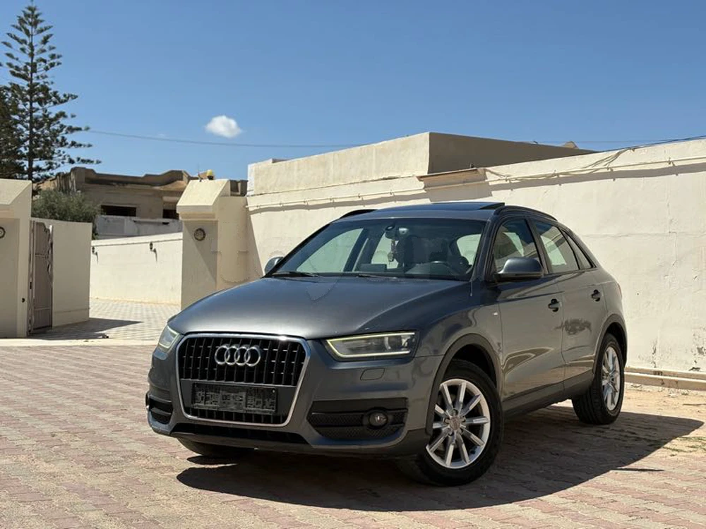 Carte voiture Audi Q3