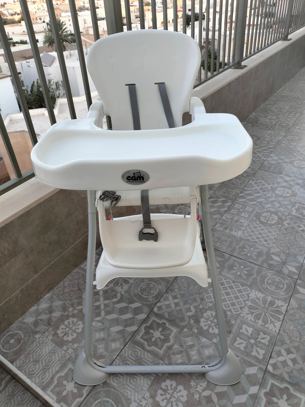 A vendre une chaise haute