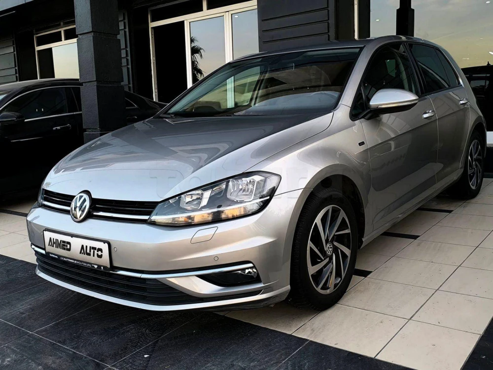 Carte voiture Volkswagen Golf