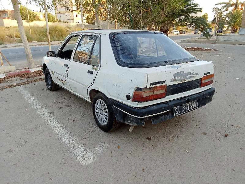 Carte voiture Peugeot 309