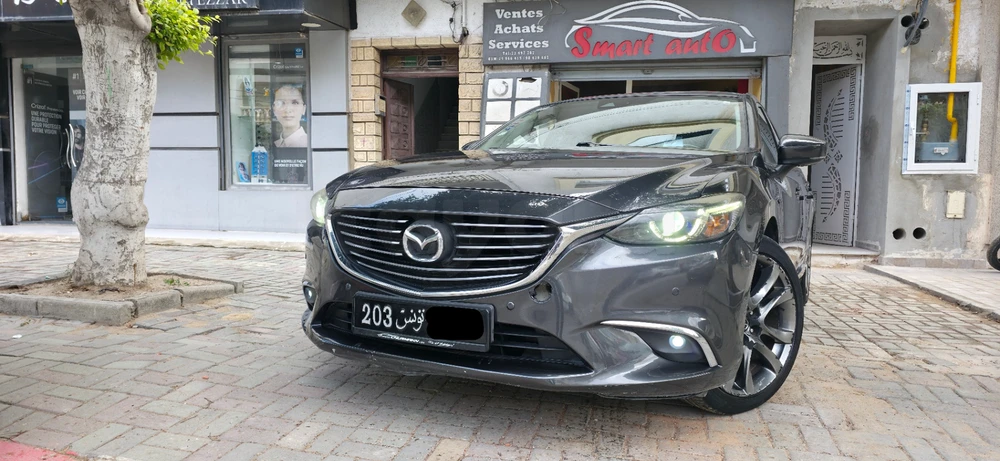 Carte voiture Mazda 6