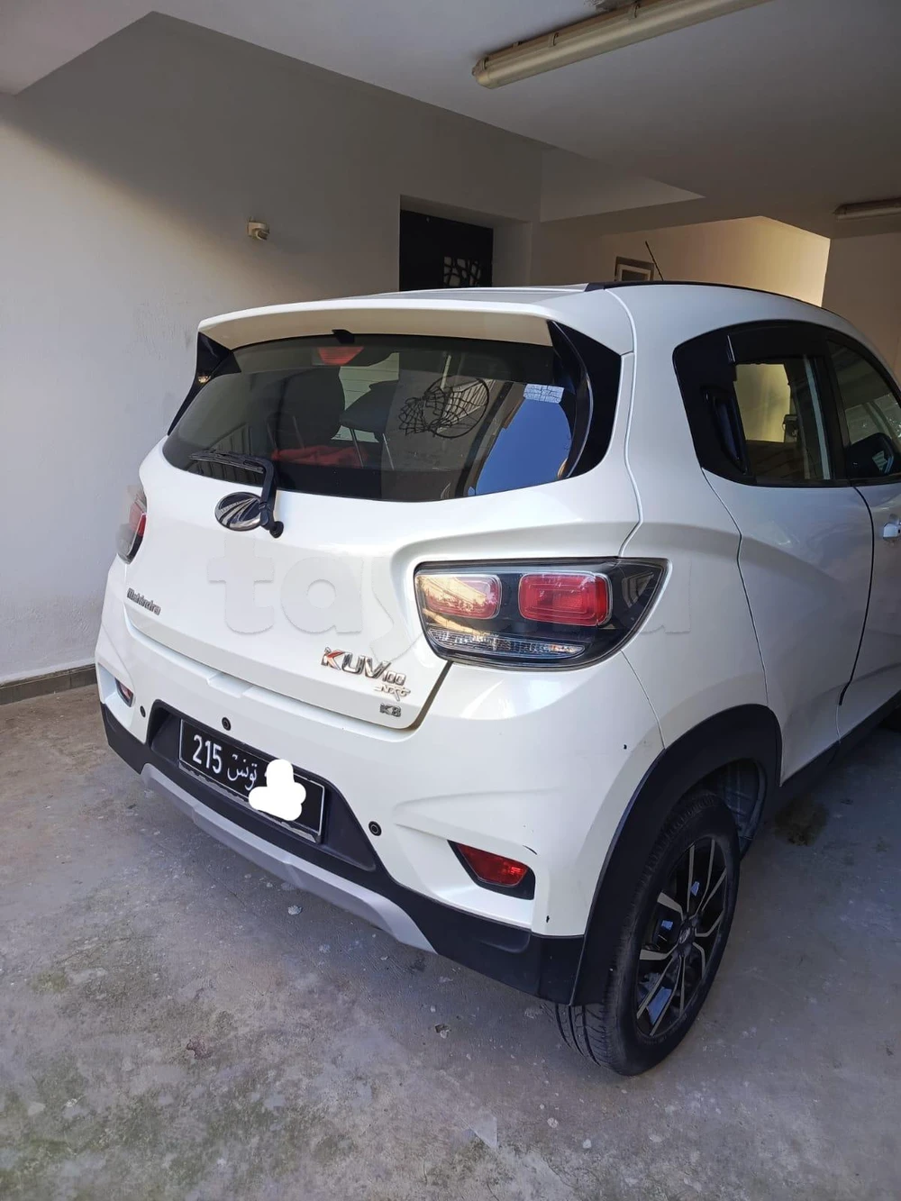 Carte voiture Mahindra Hover