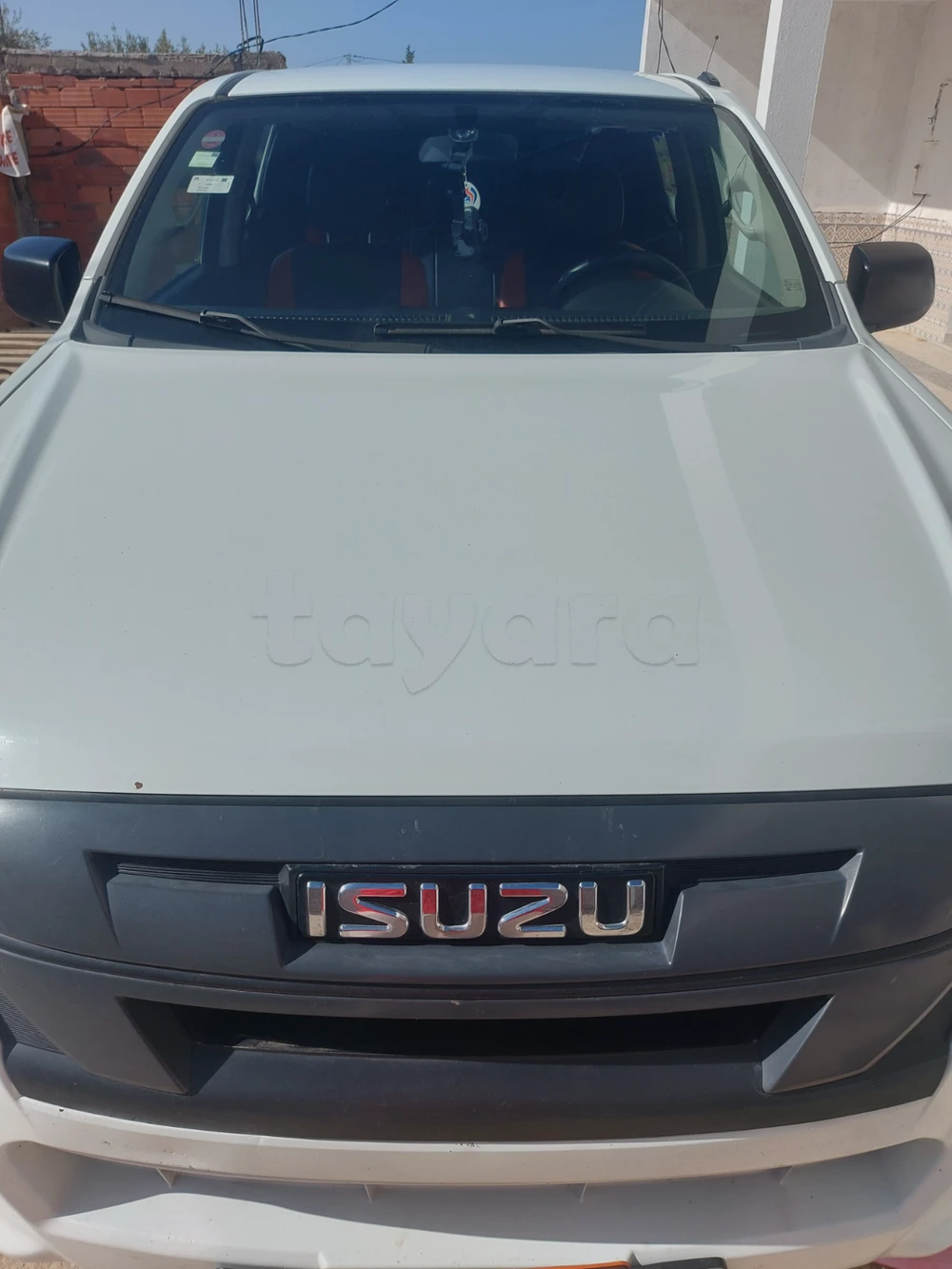 Carte voiture Isuzu D-Max