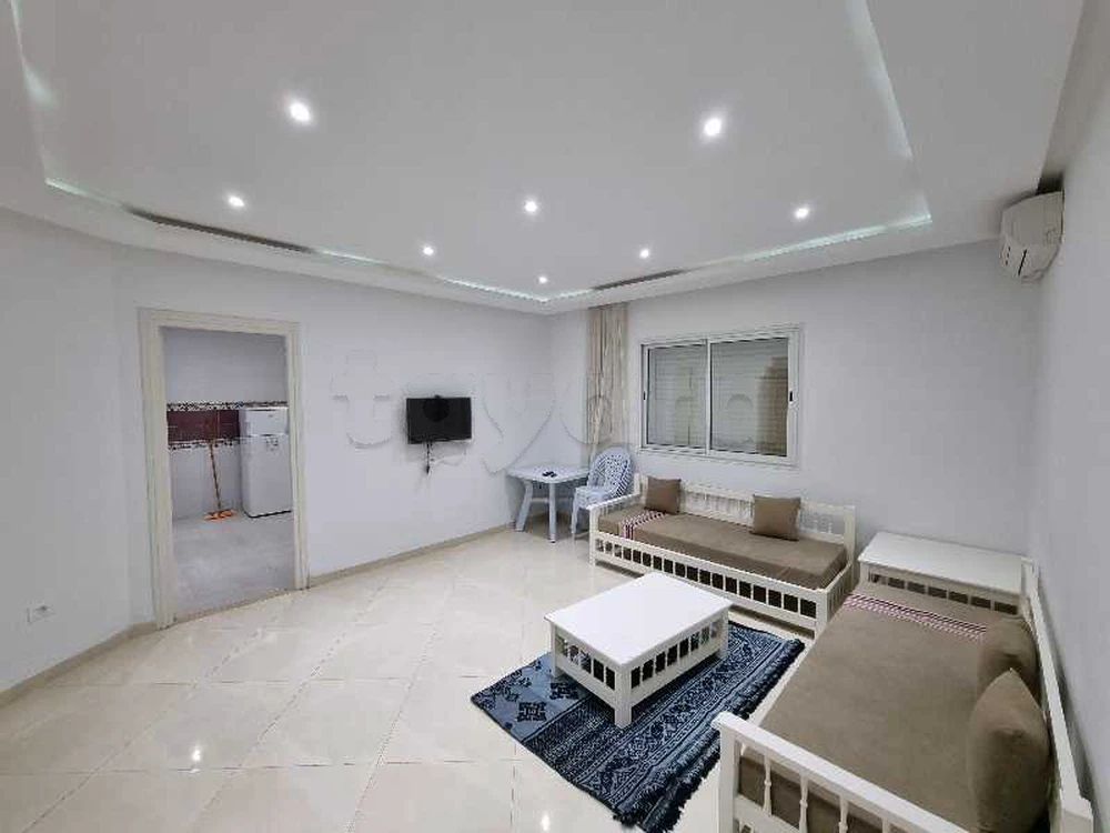A louer des magnifiques appartements s+2 avec terrasse 📷 richement meublés et équipés de chauffage central et Wifi 📷