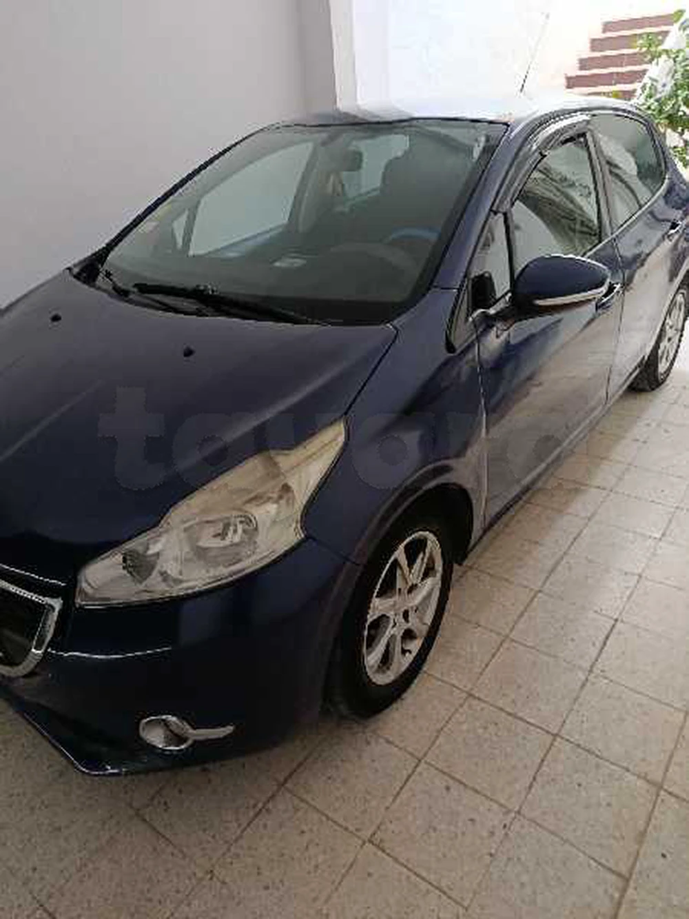 Carte voiture Peugeot 208