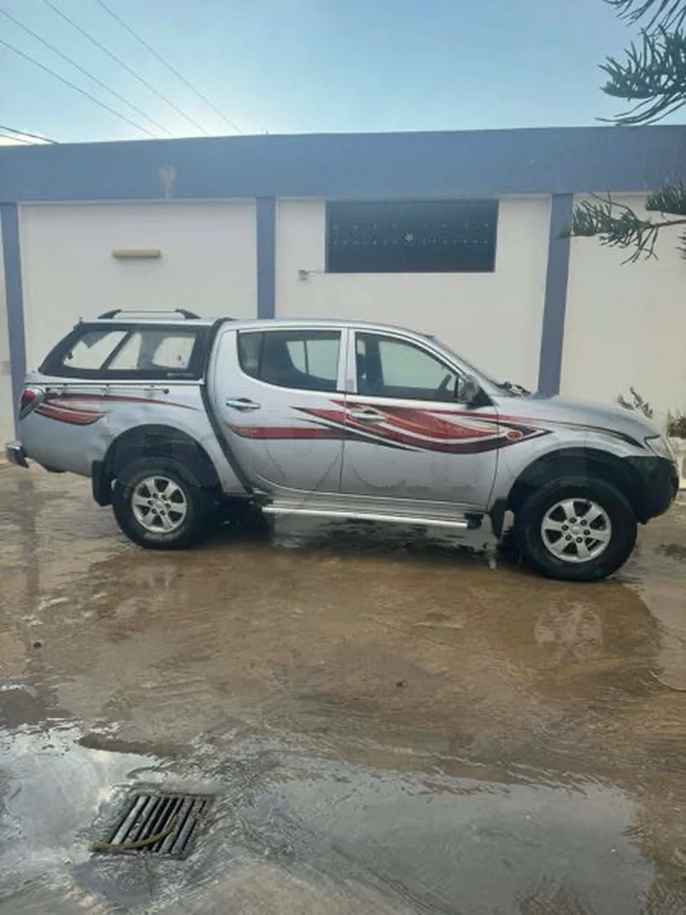 Carte voiture Mitsubishi L200