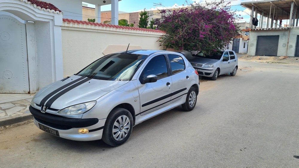 Peugeot 206