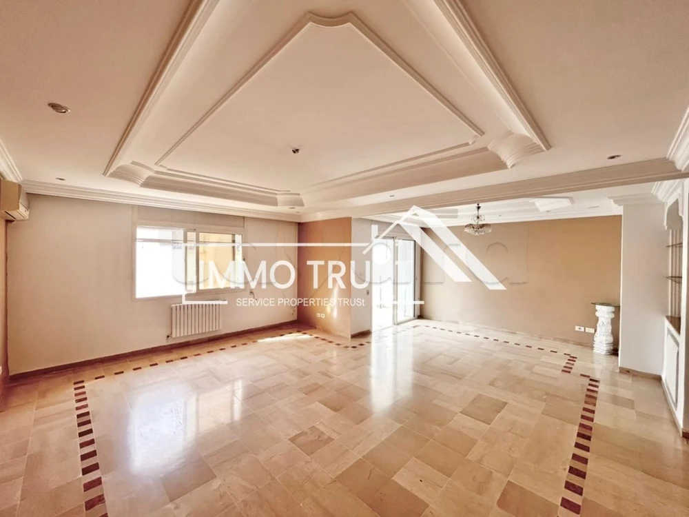 🏠Appartement S+3 à La Soukra
