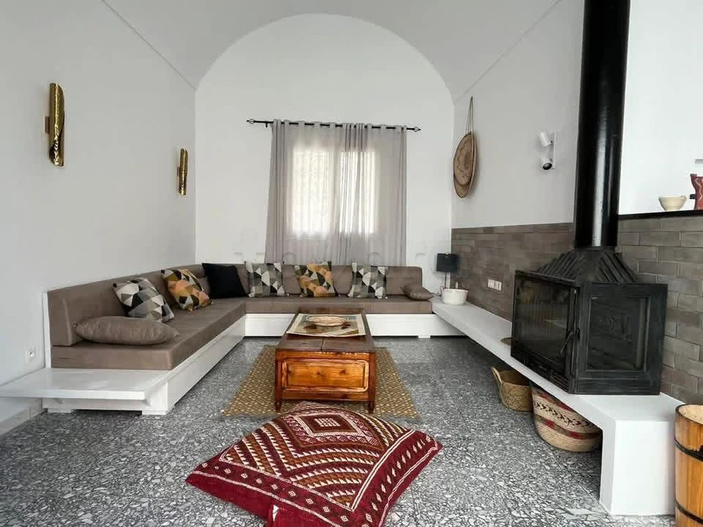 À VENDRE | Maison style Arabe rénovée à El Haouaria
