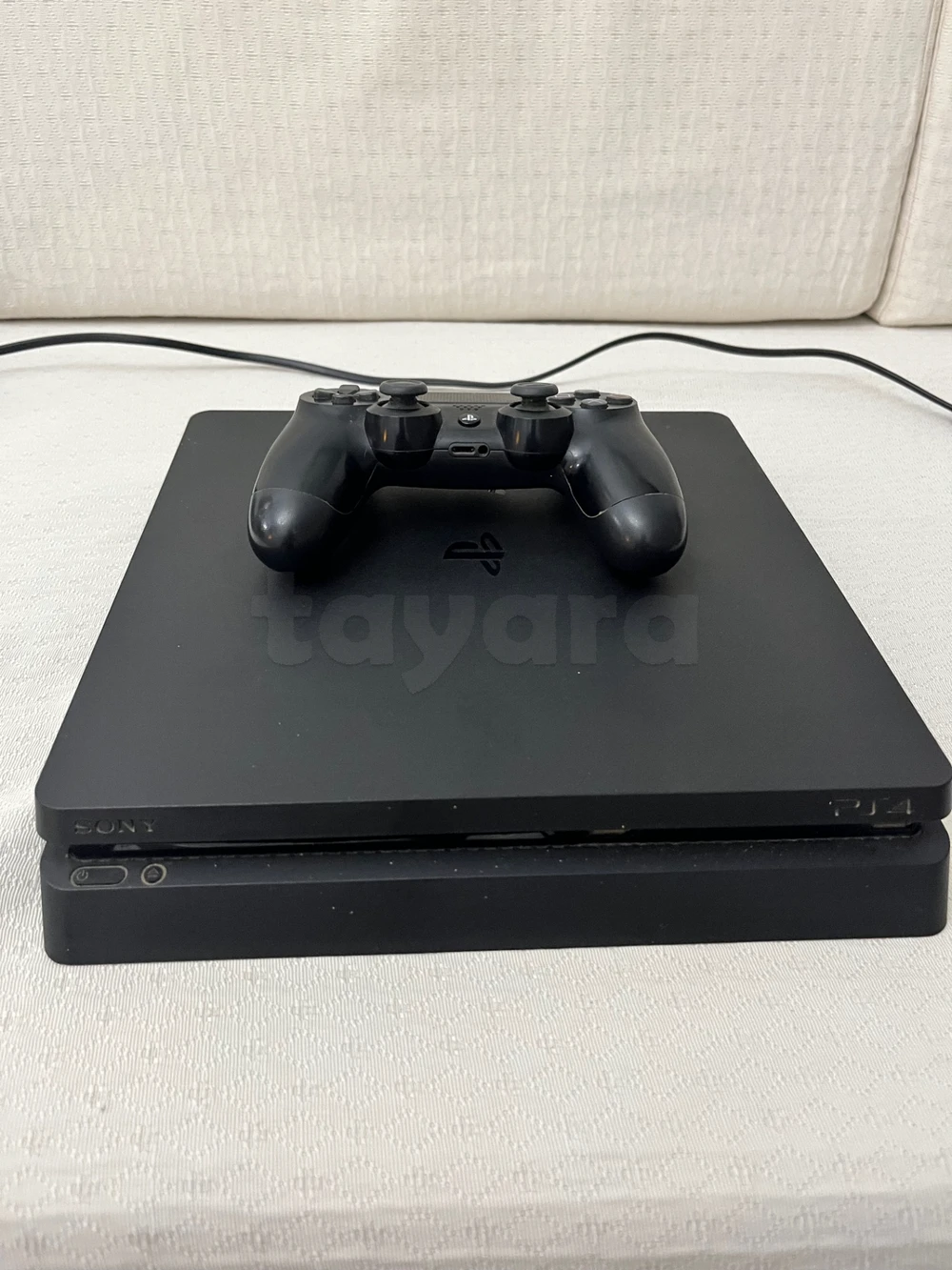 Playstation 4 slim