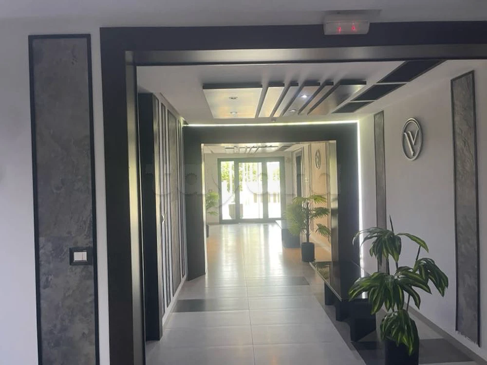 À vendre un Appartement S+3 HAUT STANDING – LE VICOMTE, KHZEMA SOUSSE

RE/MAX Masters vous propose à la vente un magnifique appartement S+3 haut standing, situé au premier étage avec ascenseur de la résidence Le Vicomte, sur le Boulevard du 14 Janvier, au