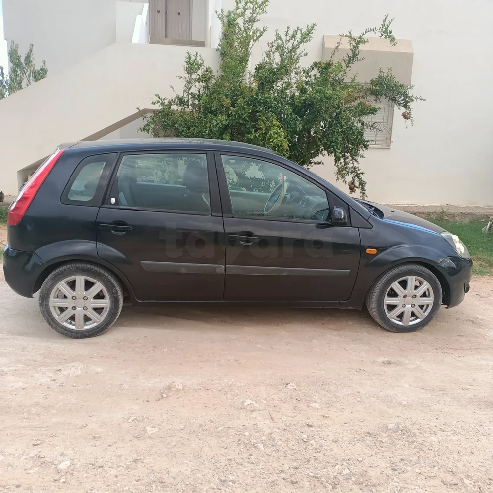 Carte voiture Ford Fiesta