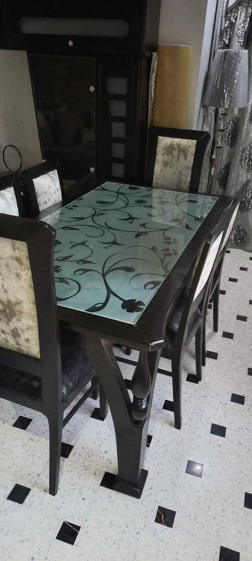 salle à manger en très bonne état