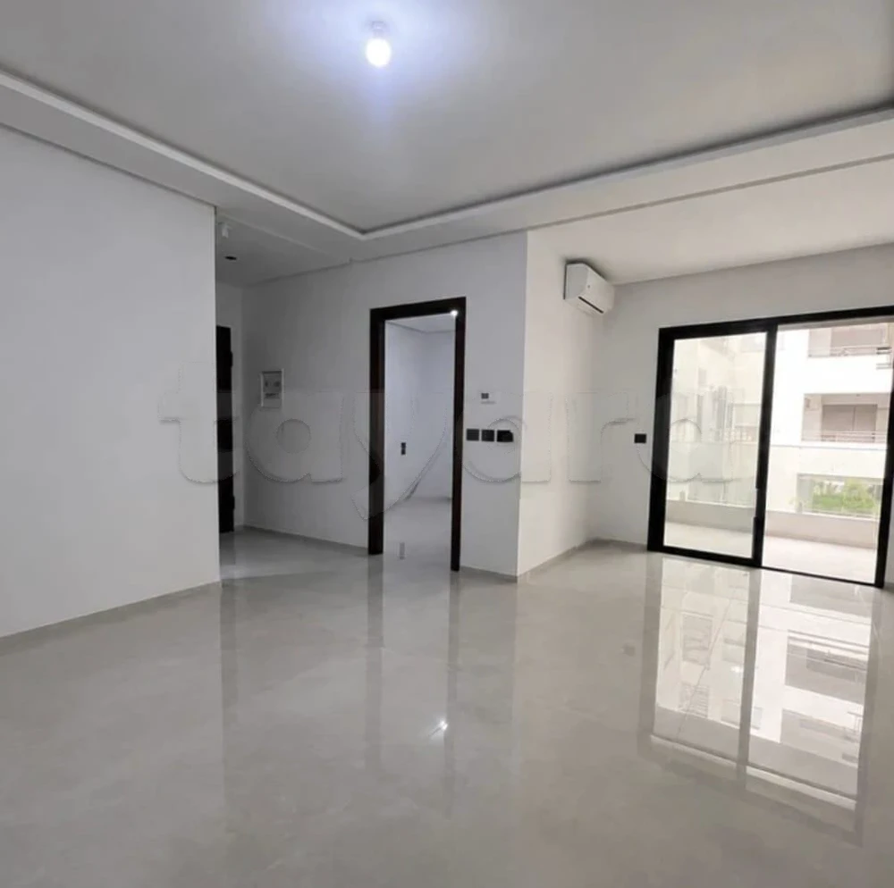 Appartement S+1 haut standing jamais habité à Ennaser 2