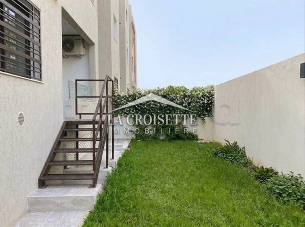 Appartement S+2 avec jardin à louer aux Jardins de Carthage ZAL0497