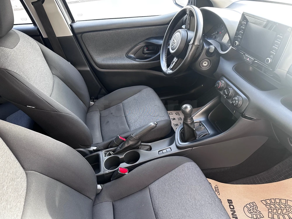 Carte voiture Toyota Yaris