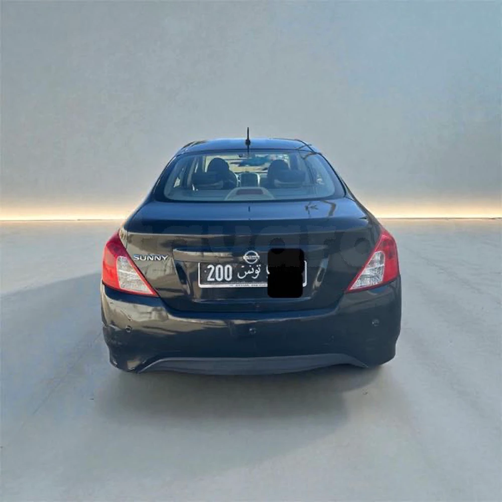 Nissan Sunny