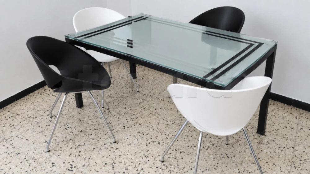 VENTE TABLE +4 CHAISSES