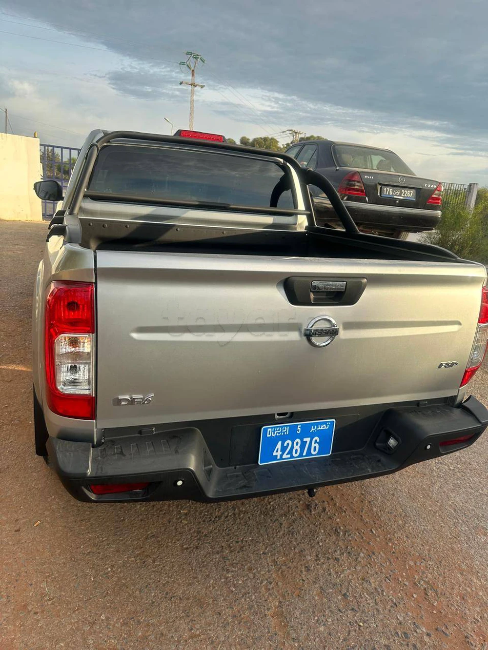 Carte voiture Nissan Navara