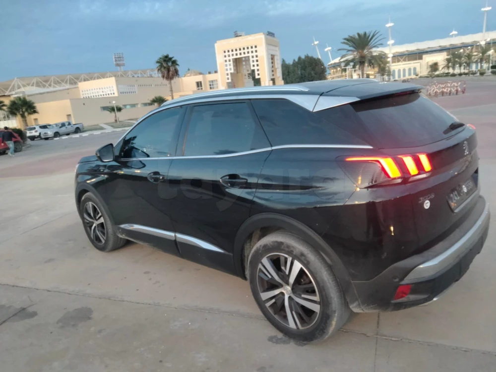 Carte voiture Peugeot 3008