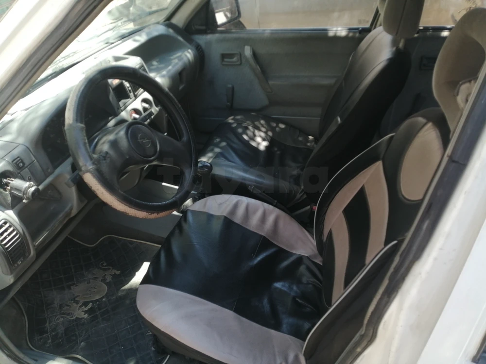 Carte voiture Opel Corsa
