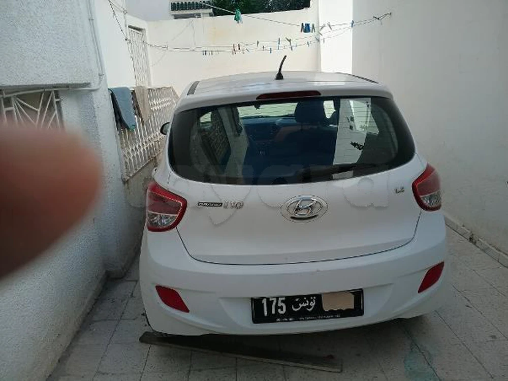 Hyundai i10