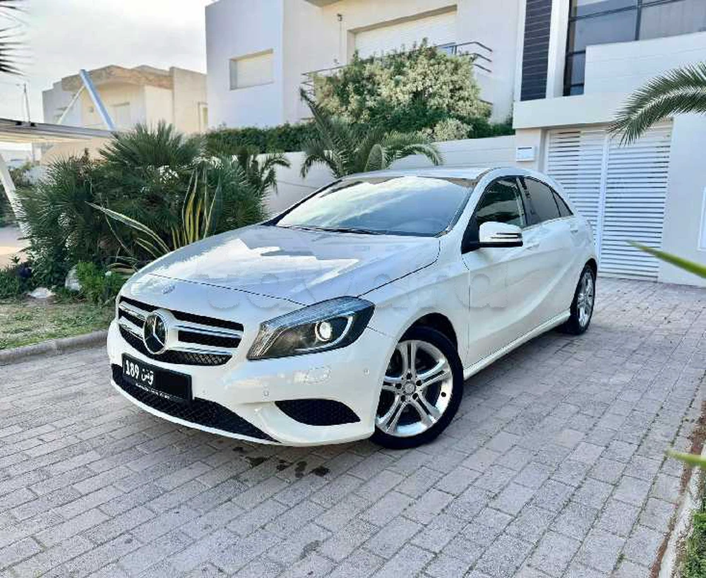 Carte voiture Mercedes-Benz Classe A