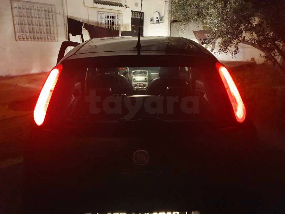 Carte voiture Fiat Punto