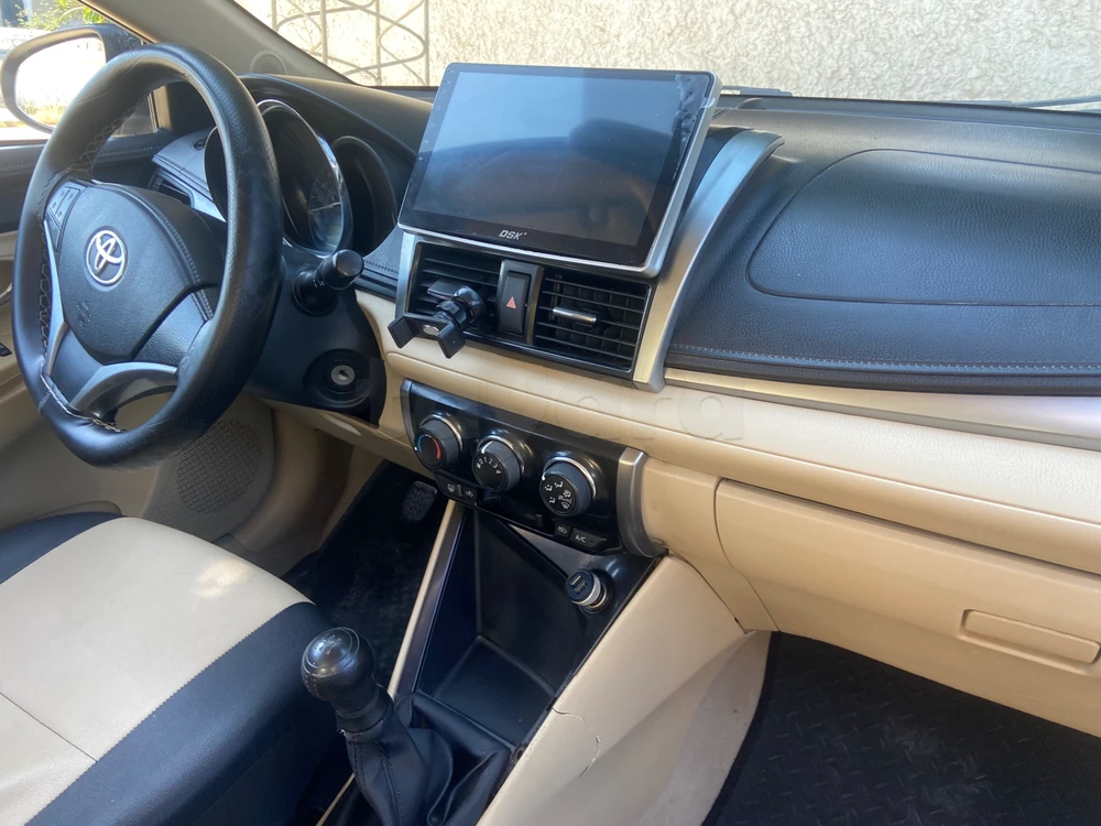 Carte voiture Toyota Yaris