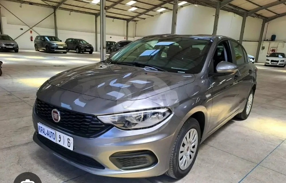 Carte voiture Fiat Tipo