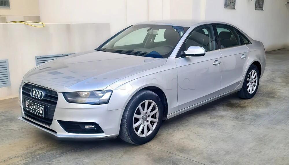 Carte voiture Audi A4