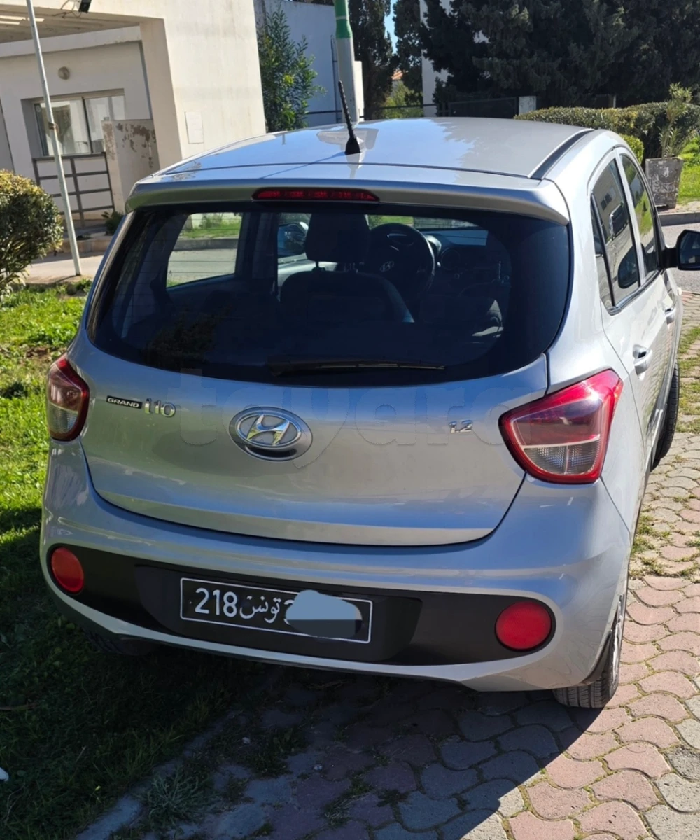 Carte voiture Hyundai i10