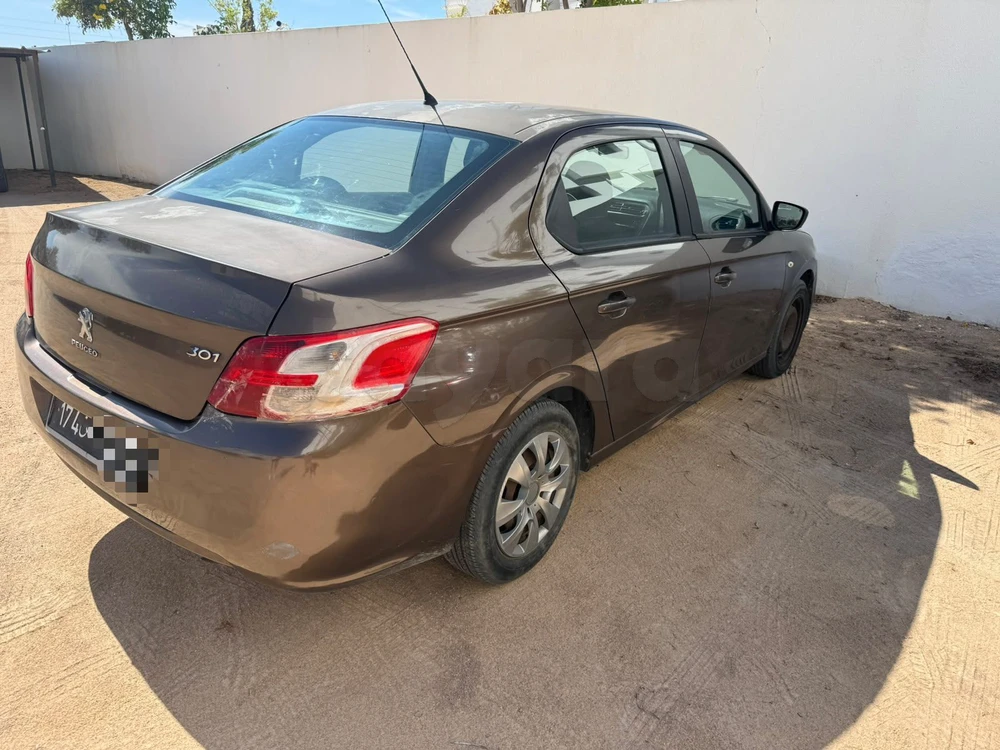 Peugeot 301