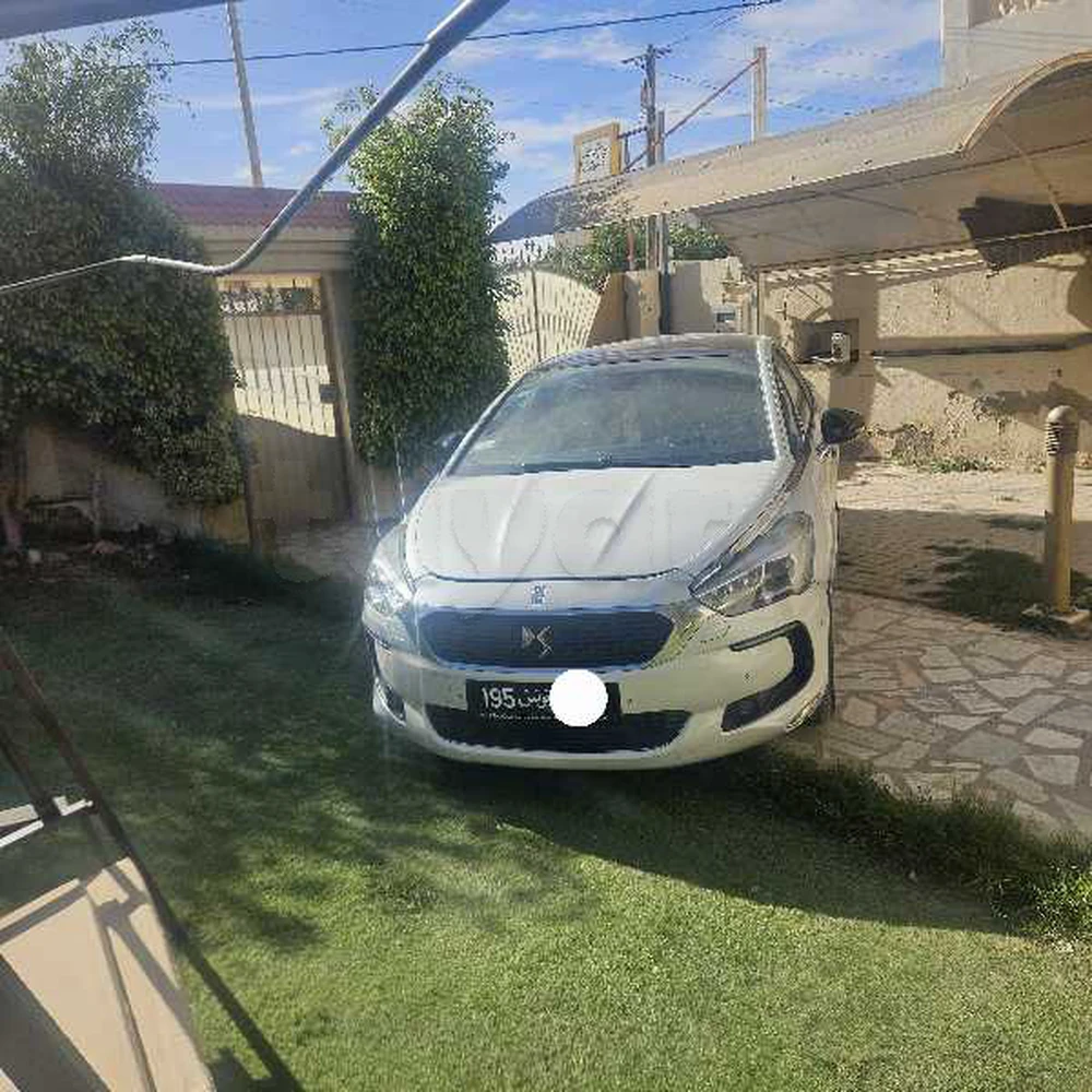 Citroen DS5