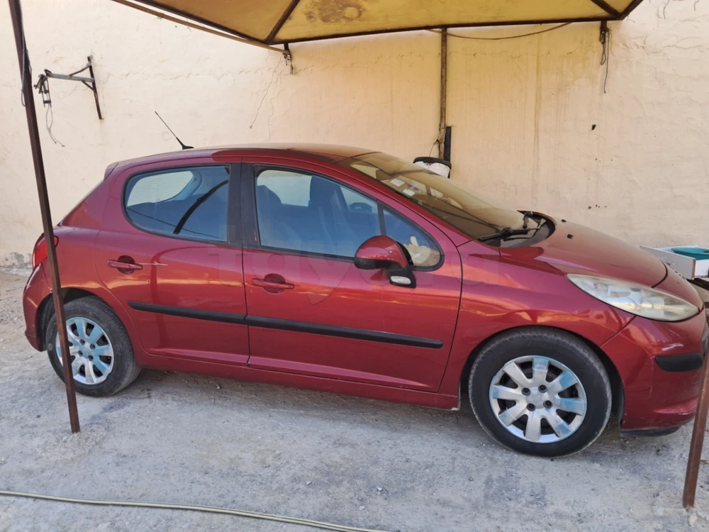 Peugeot 207