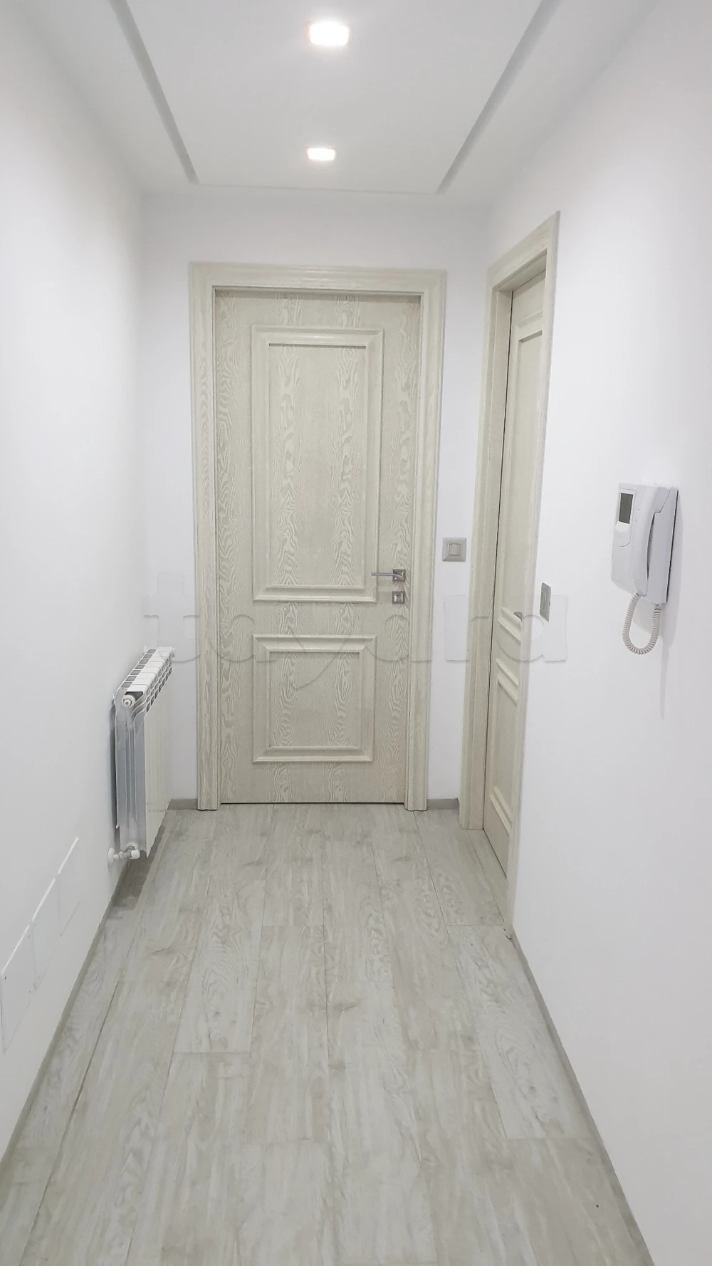 Pour location un appartement s+1 haut standing situé a EL Menzah 9c.