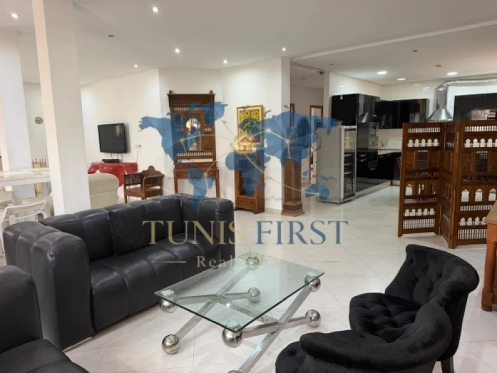 A Louer Étage Villa S3 Meublé à La Marsa