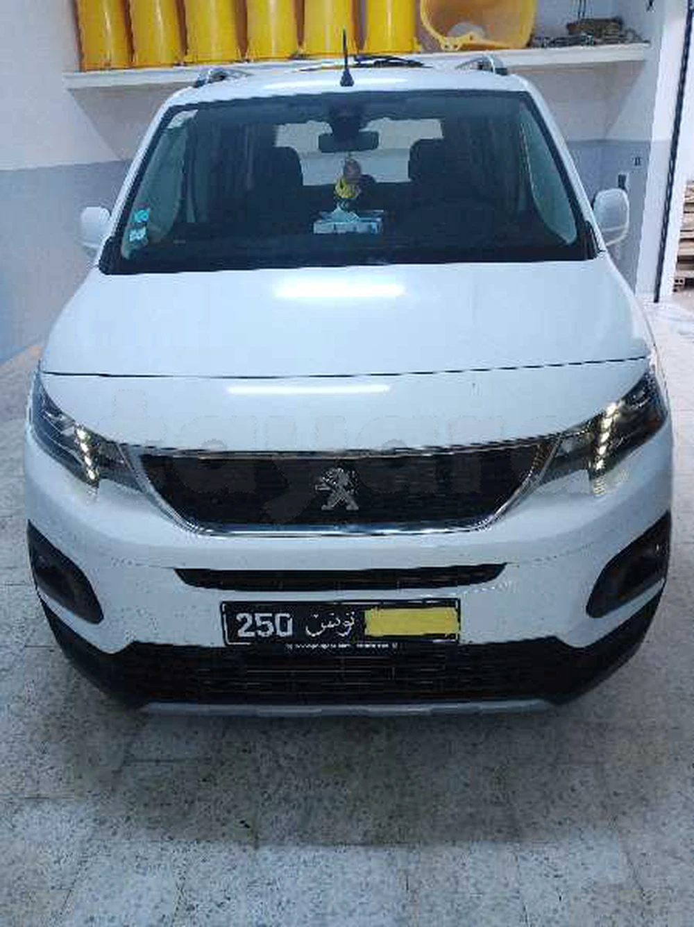 Carte voiture Peugeot Partner