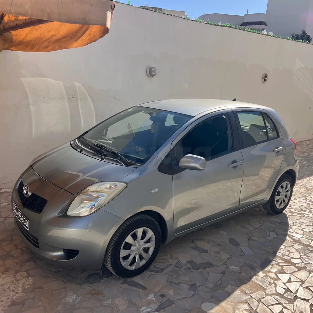 Carte voiture Toyota Yaris