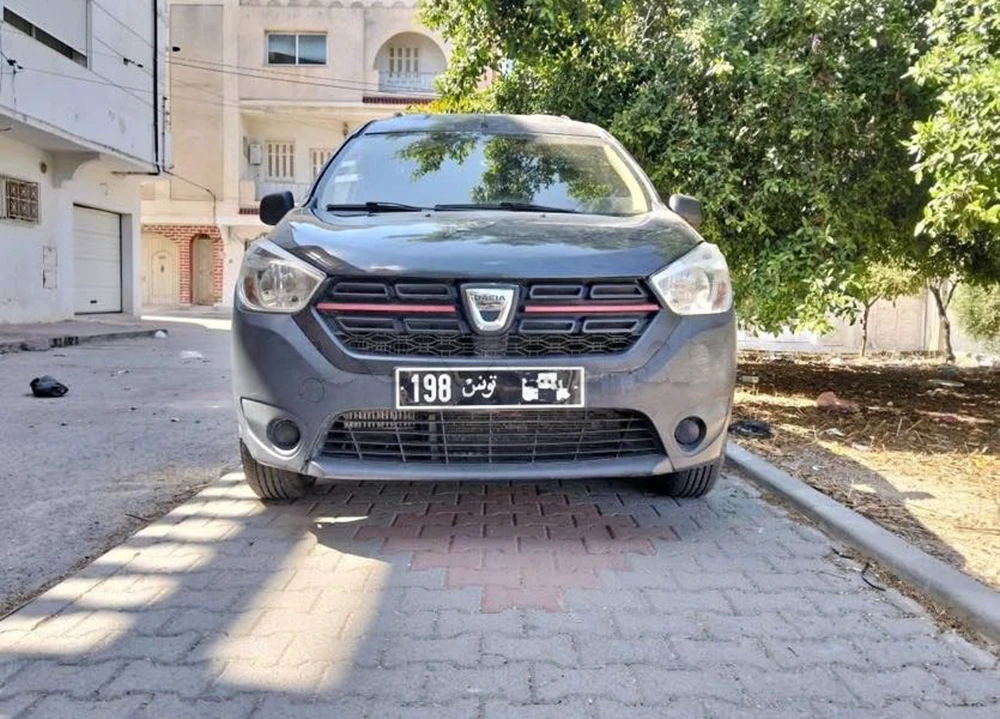 Carte voiture Dacia Dokker